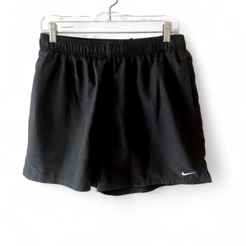 NIKE BLACK SWIM SHORTS  SIZE LARGE BEACH POOL TRUNKS